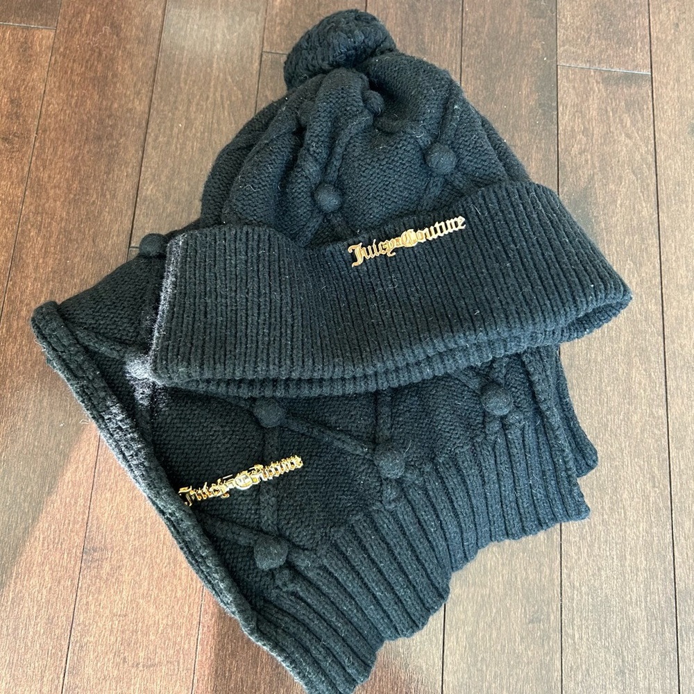 Juicy Couture Black Beanie/Toque and Scarf Set